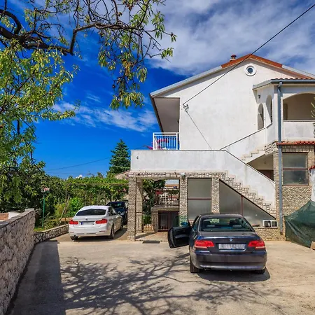 Kolar Апартаменты